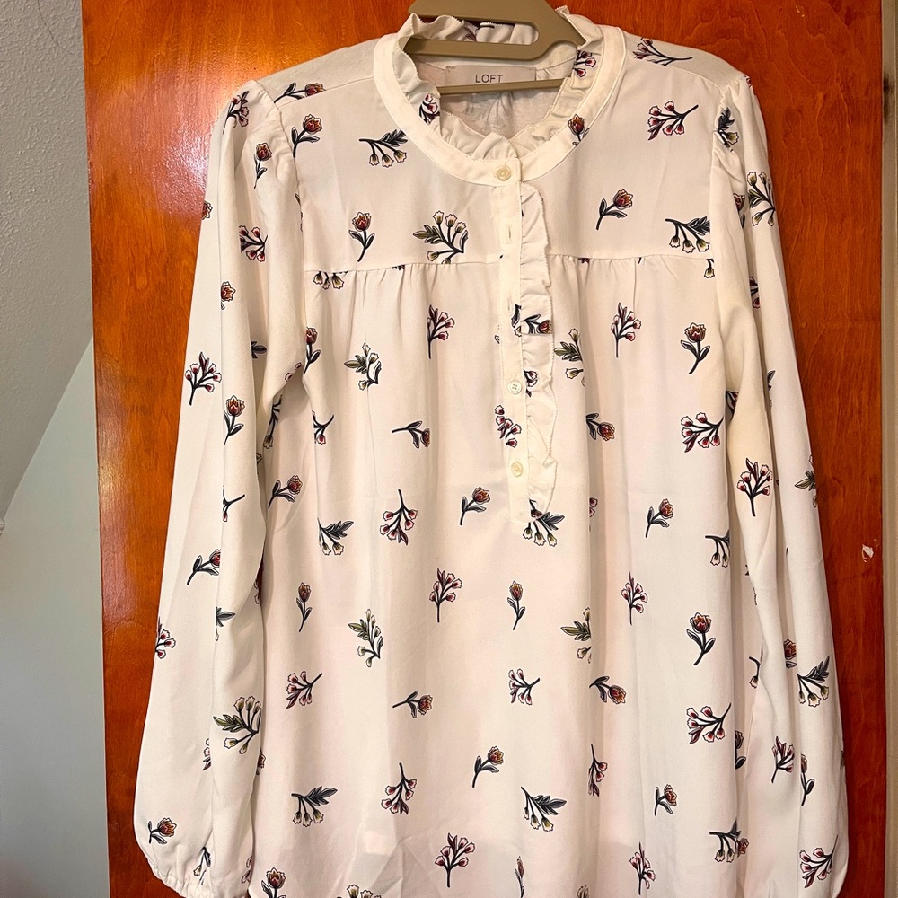 LOFT XS Wildflower Blouse